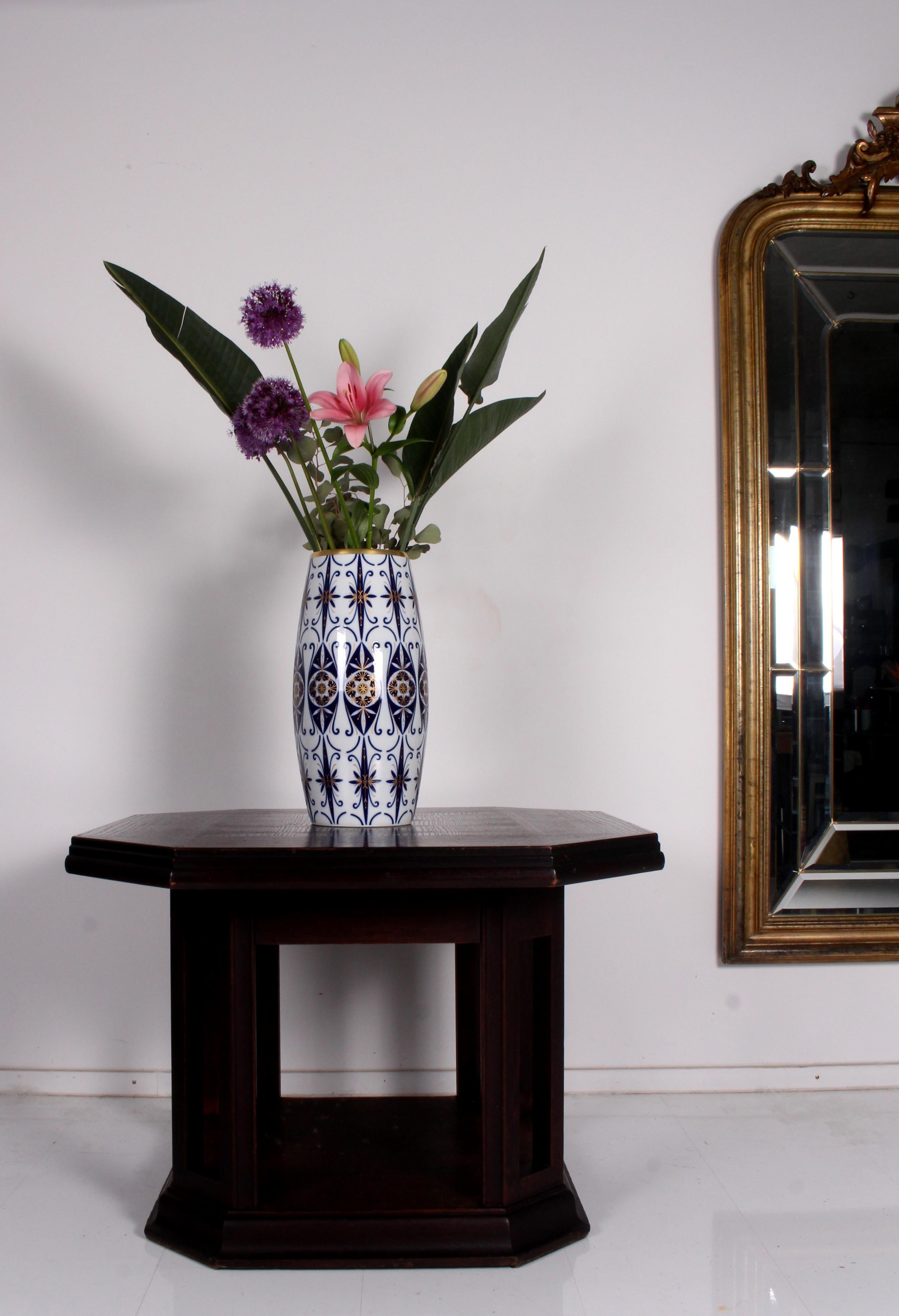 Porcelain Schumann Arzberg Midcentury Classic Floor Vase Cobalt Blue Gold beauty For Sale 11