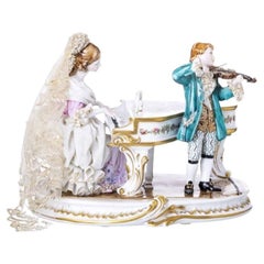 Porcelain - Sculptural group - Tiche