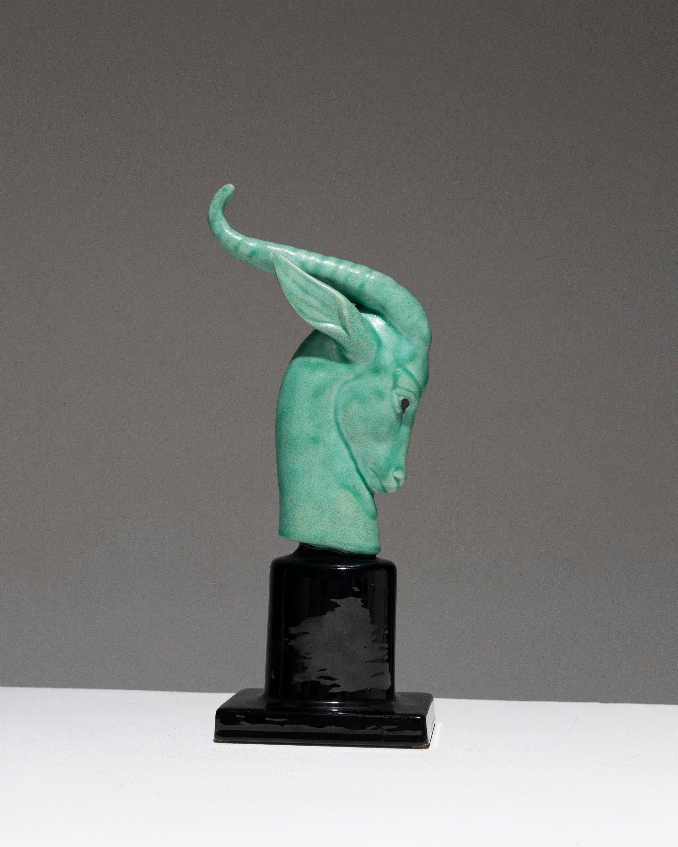 Escultura de porcelana 