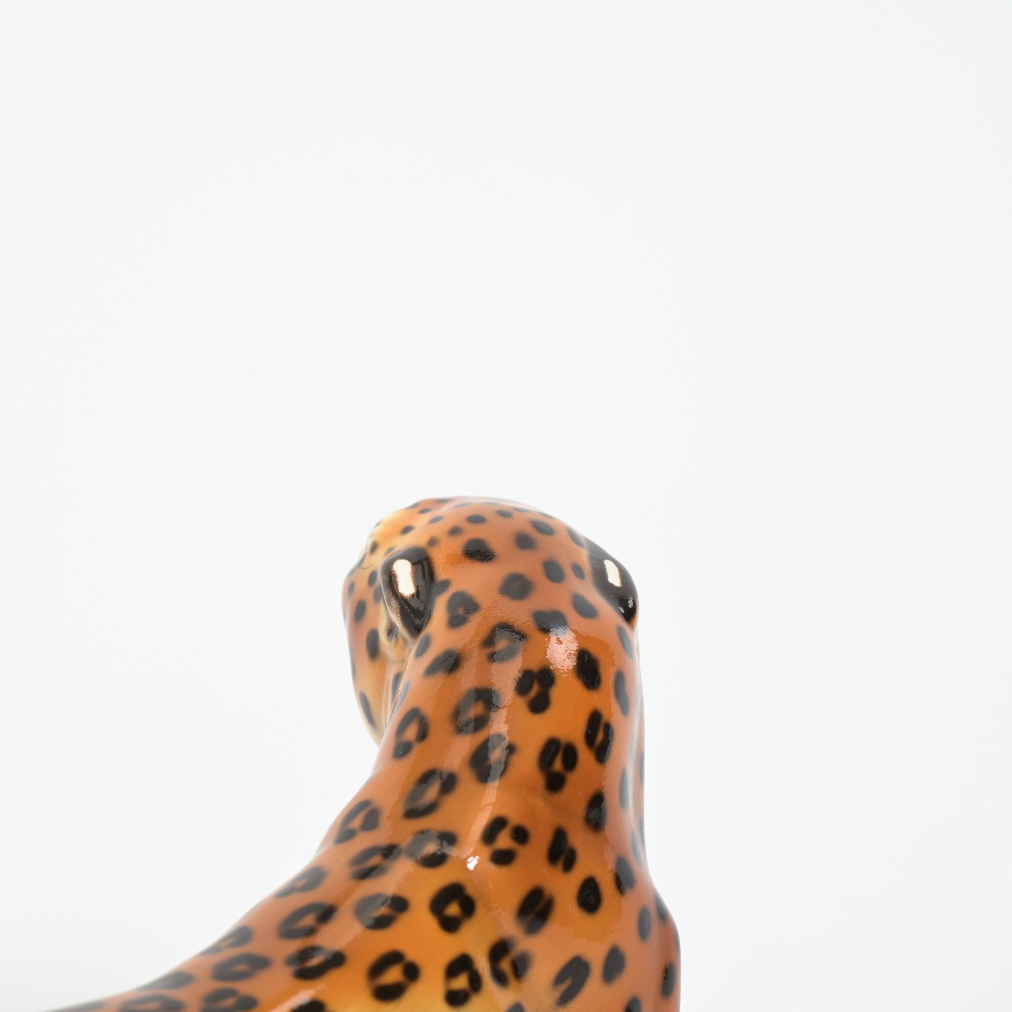 Scultura in porcellana di un leopardo di Ronzan, Italia in vendita 5
