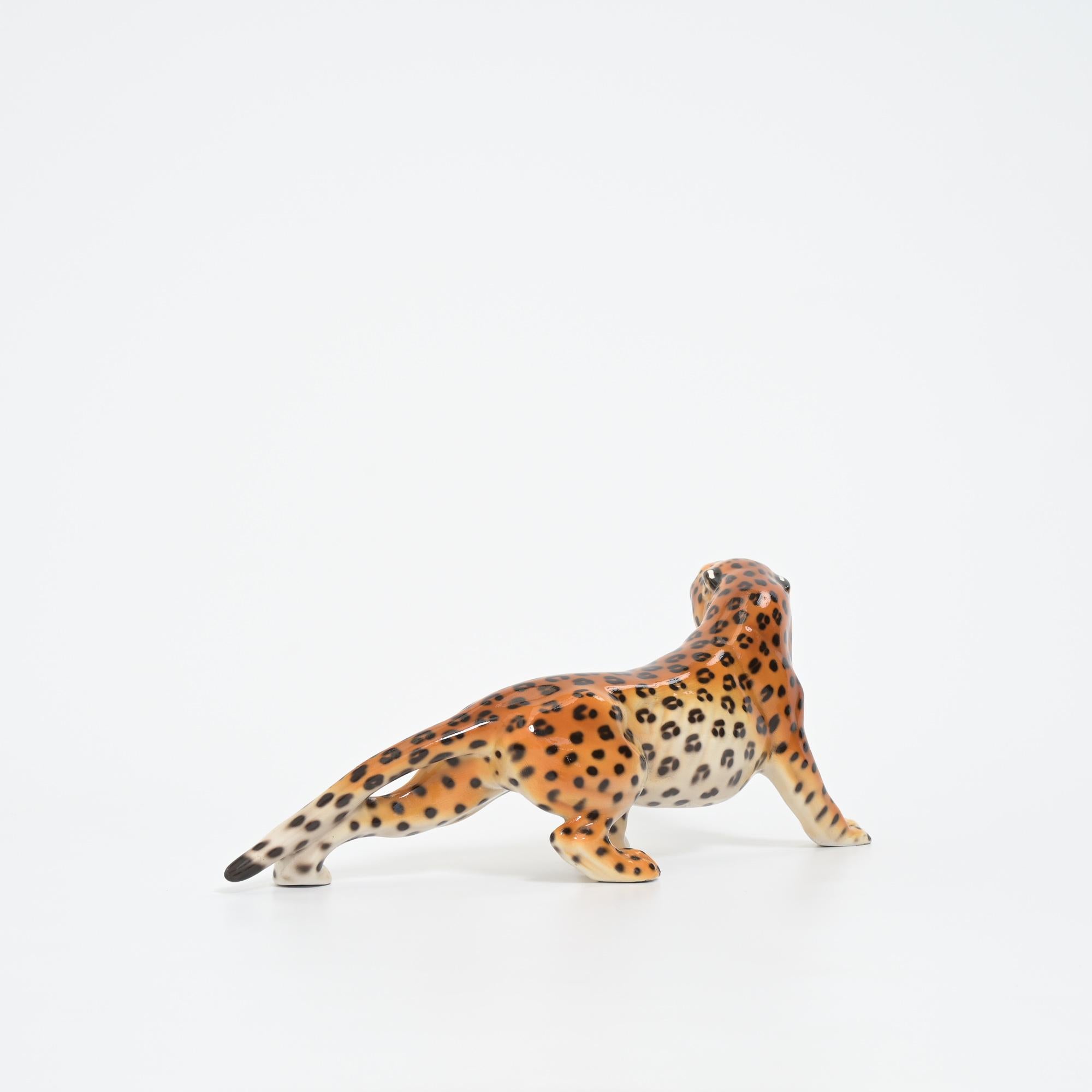 Scultura in porcellana di un leopardo di Ronzan, Italia in vendita 6