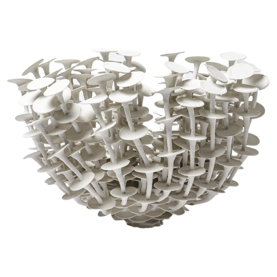 Escultura de porcelana "Solctice", de Mart Schrijvers, 2023.