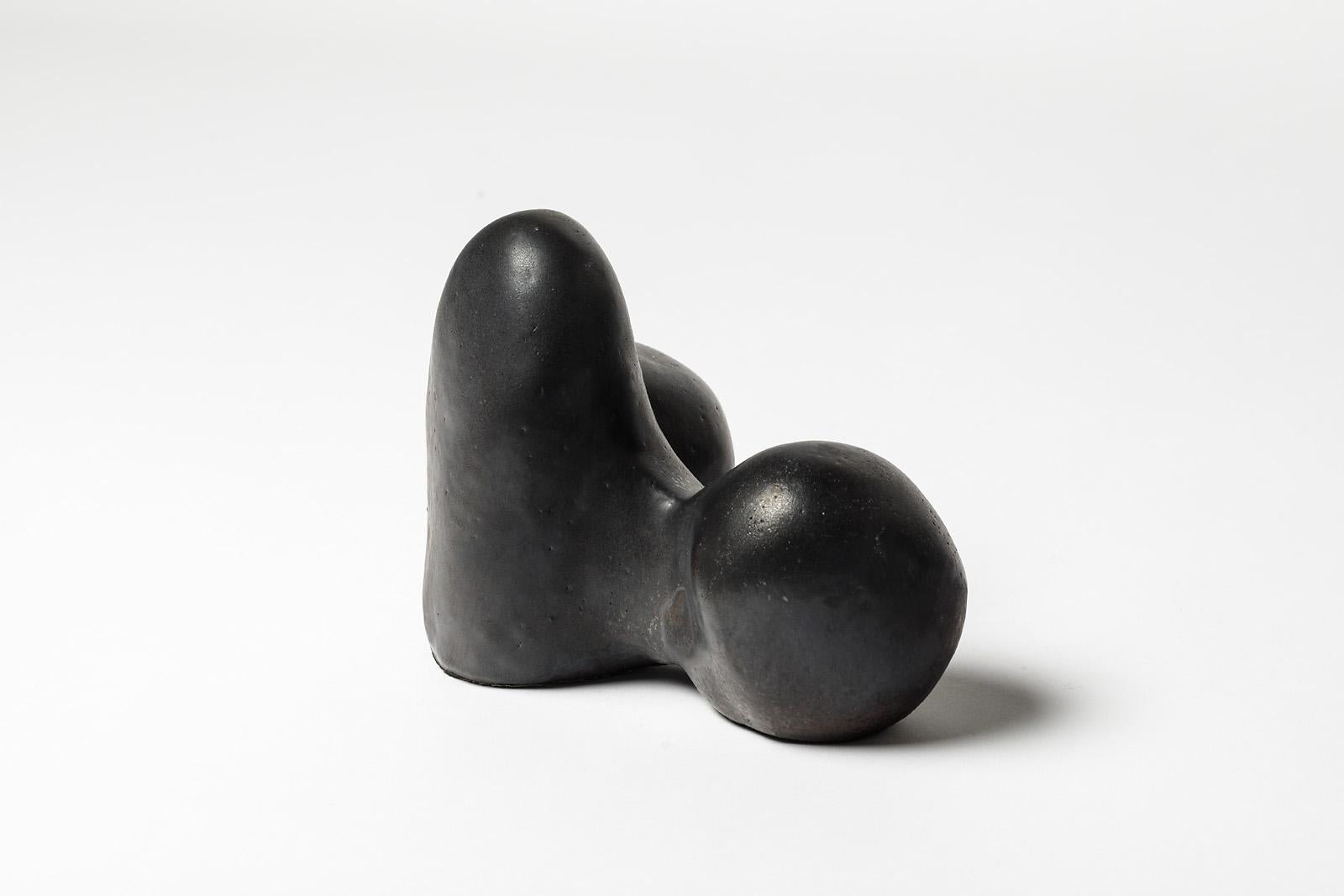 Sculpture en porcelaine à décor de glaçure noire de Tim Orr, vers 1970 Excellent état - En vente à Saint-Ouen, FR