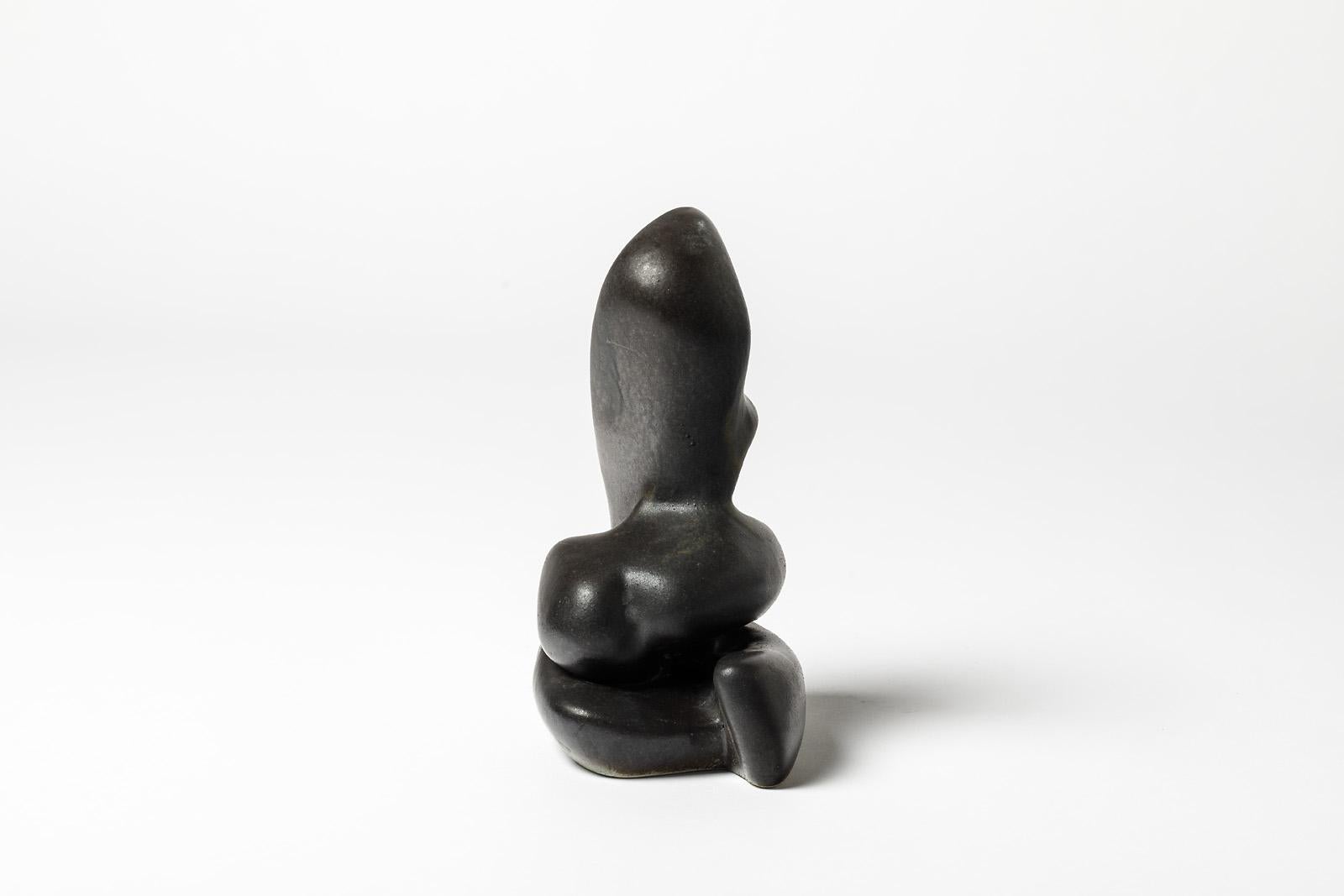 20ième siècle Sculpture en porcelaine à décor de glaçure noire de Tim Orr, vers 1970 en vente