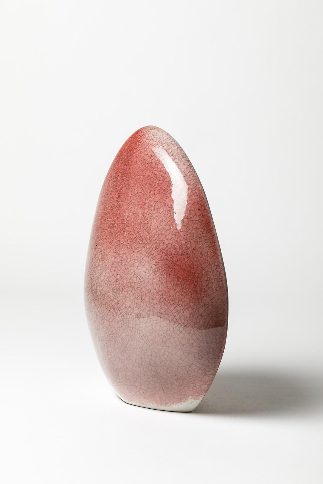 Porcelain Sculpture with Pink Glaze Decoration by Tim Orr, circa 1970 In Excellent Condition In Saint-Ouen, FR