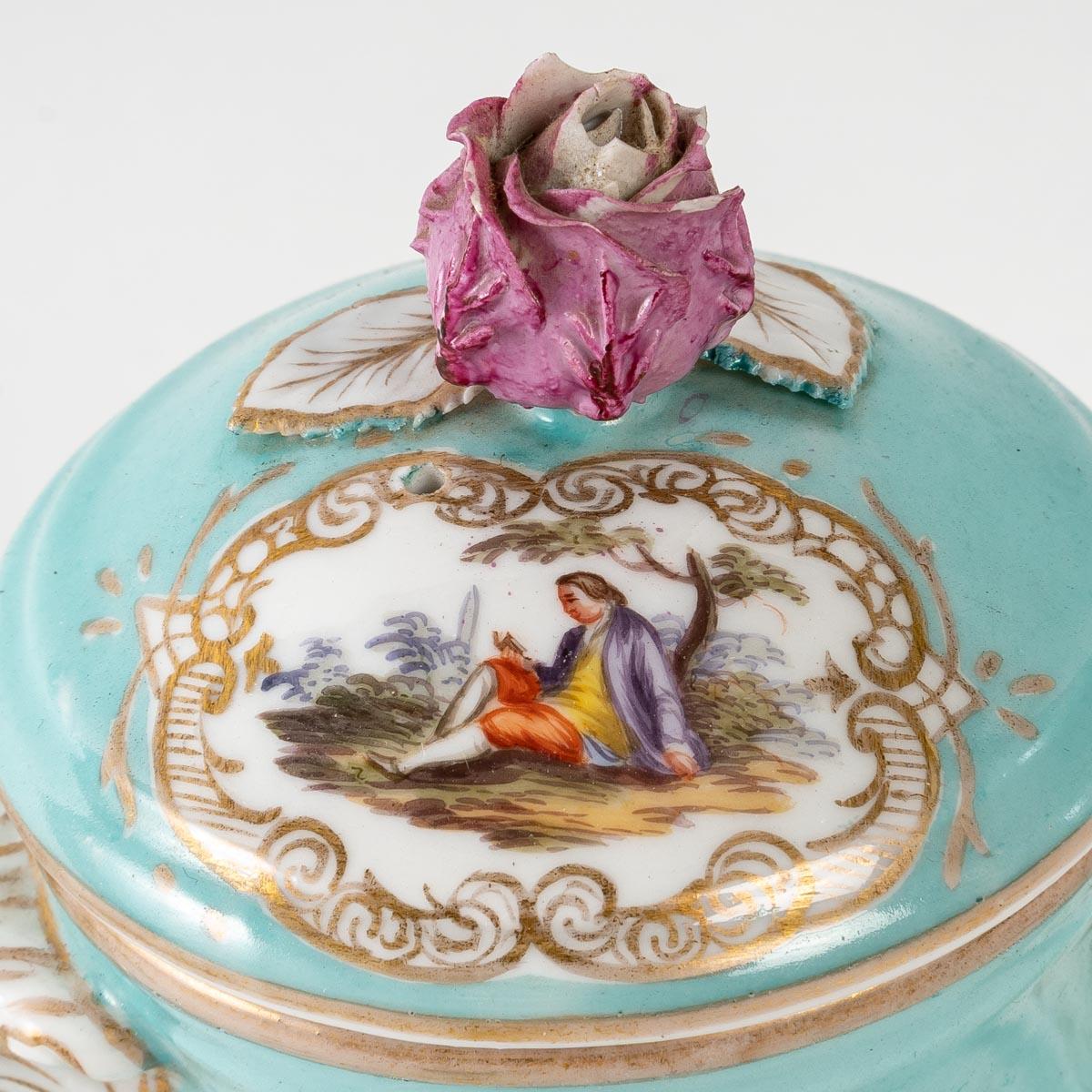 Porcelain Service and Its Meissen Tray, 19th Century 5