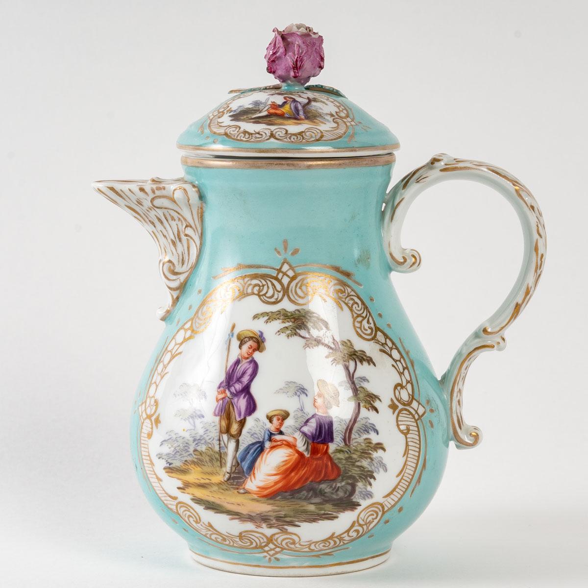 Porcelain Service and Its Meissen Tray, 19th Century 7