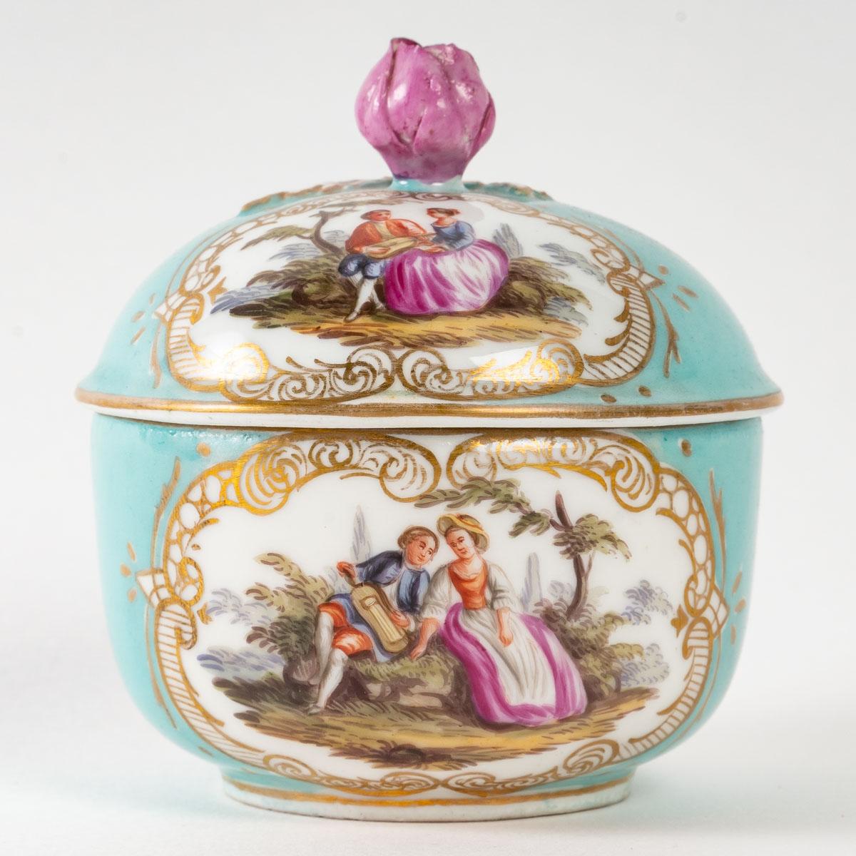 Porcelain Service and Its Meissen Tray, 19th Century 13