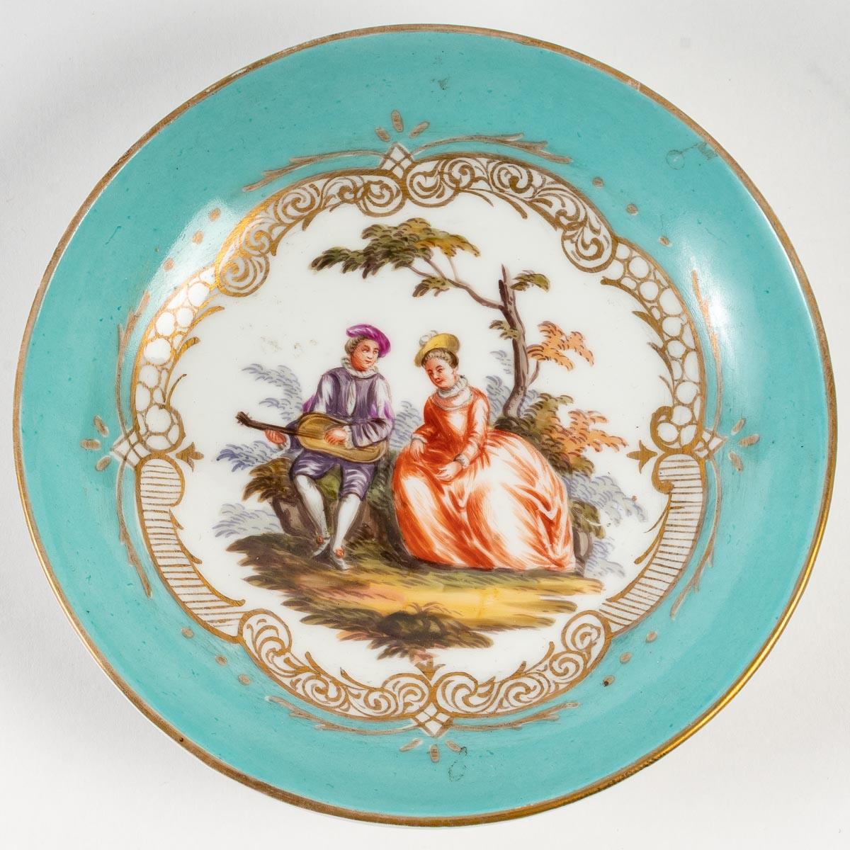 Porcelain Service and Its Meissen Tray, 19th Century 1