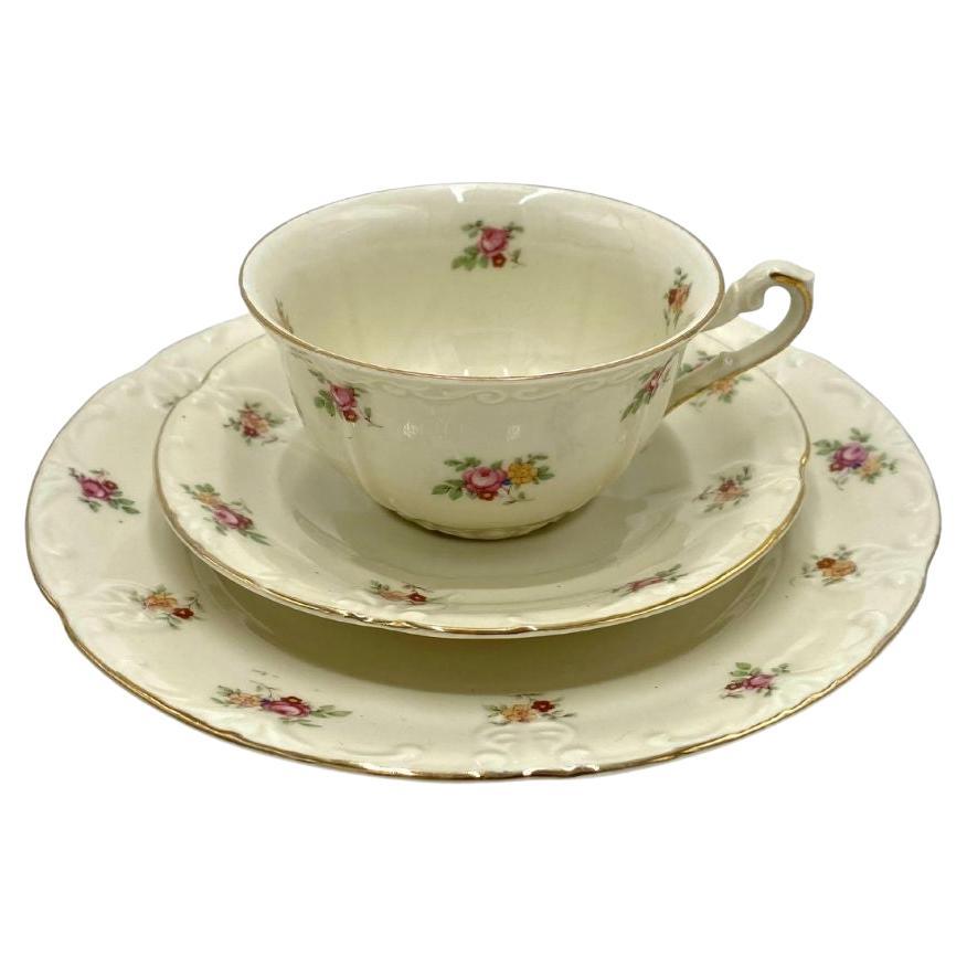 Porcelain set of breakfast cup with plates, Elfenbein Porzellan, Germany.  For Sale at 1stDibs