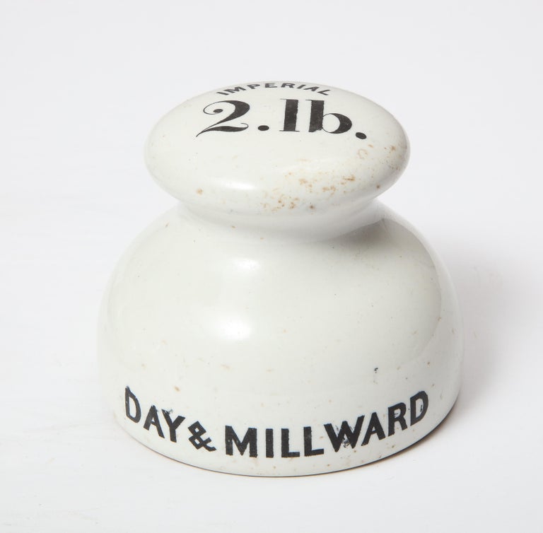 Porcelain  Shop Weights In Fair Condition For Sale In New York, NY
