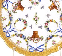 Porcelain - Small scalloped maple plate - Vienna