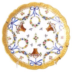 Porcelain - Small scalloped maple plate - Vienna
