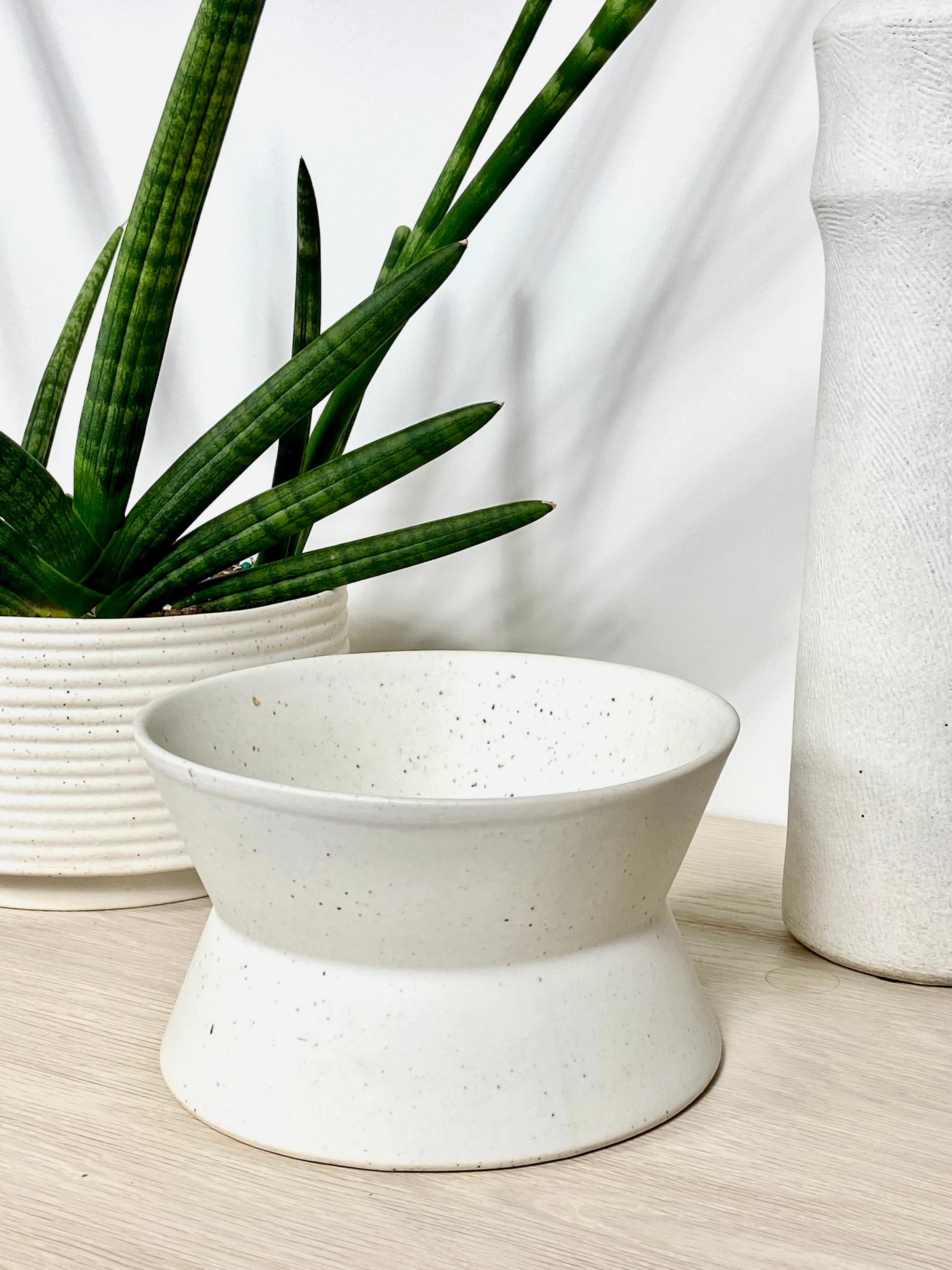Modern Porcelain Speckled Geometric Bowl For Sale