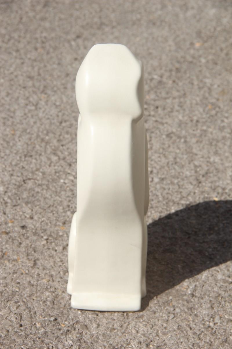 Mid-Century Modern Porcelaine - Chat stylisé en porcelaine - Production italienne Studiolinea COM 1970 - Blanc en vente