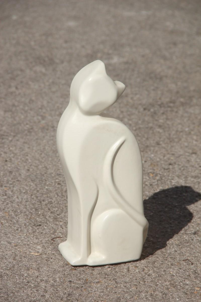 Porzellan stilisierte Katze Italienische Produktion Studiolinea COM 1970er Jahre Weiß im Angebot 1
