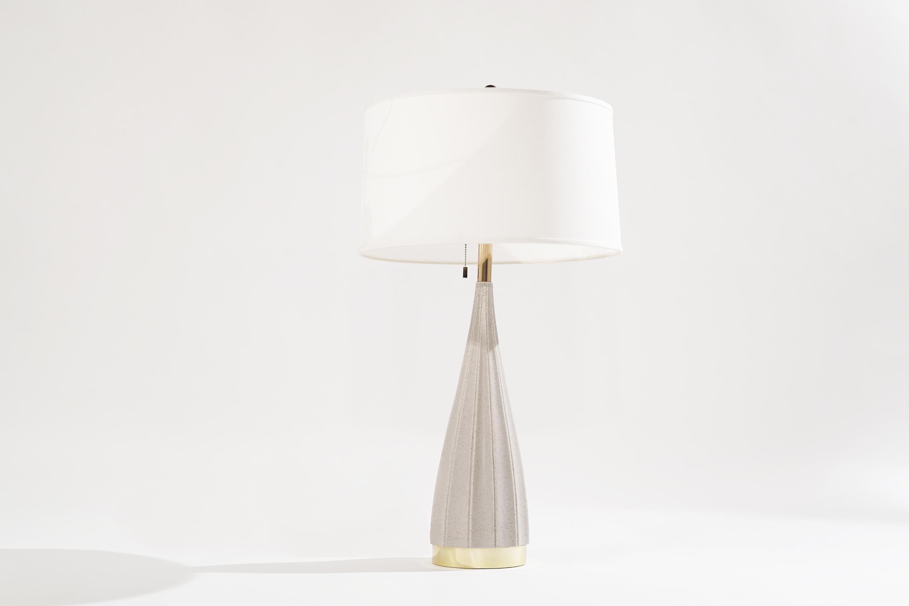 Mid-Century moderno Lampada da tavolo in porcellana di Gerald Thurston per Lightolier, anni '50 in vendita
