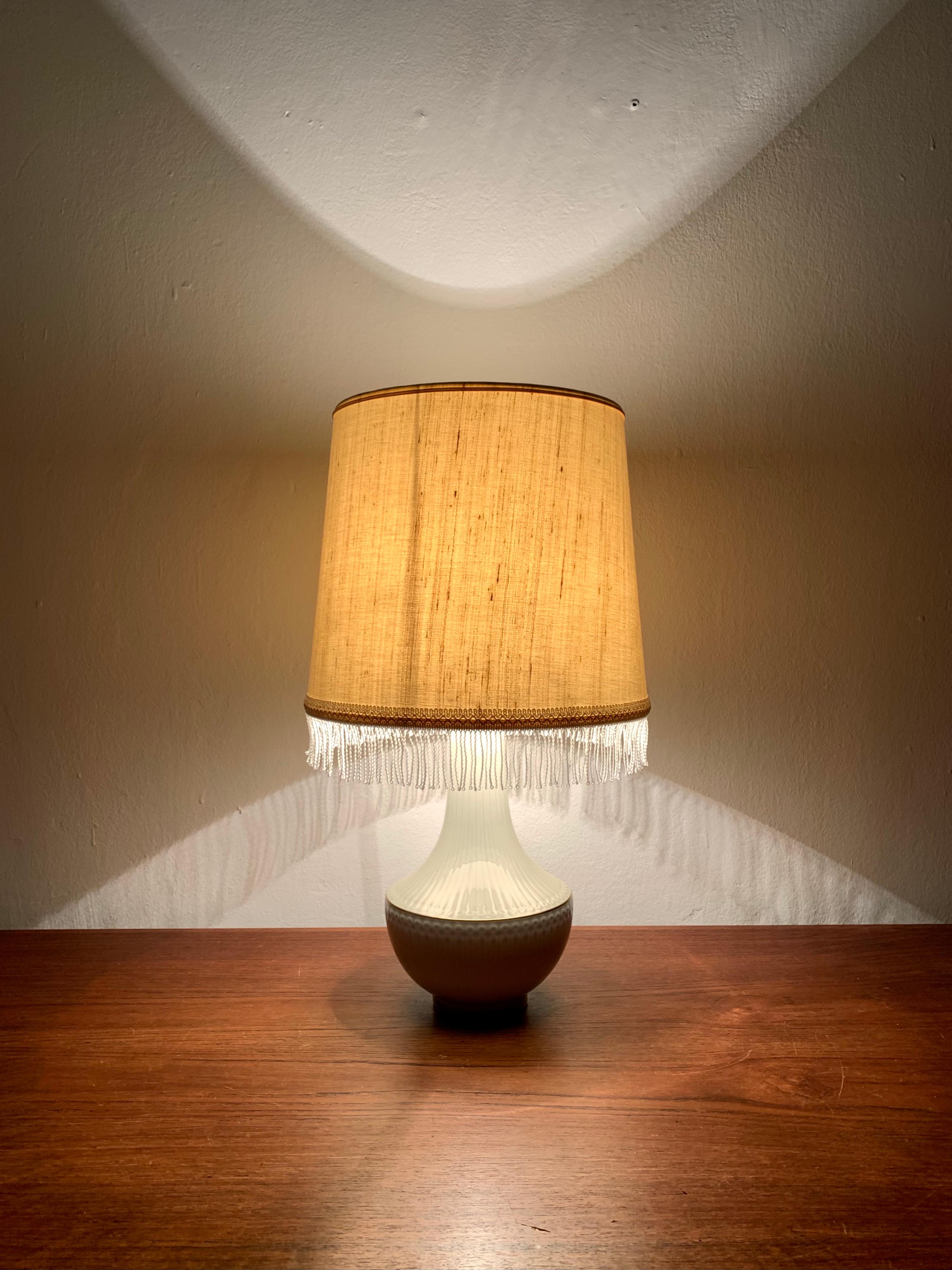 Porcelain Table Lamp by Hutschenreuther For Sale 5