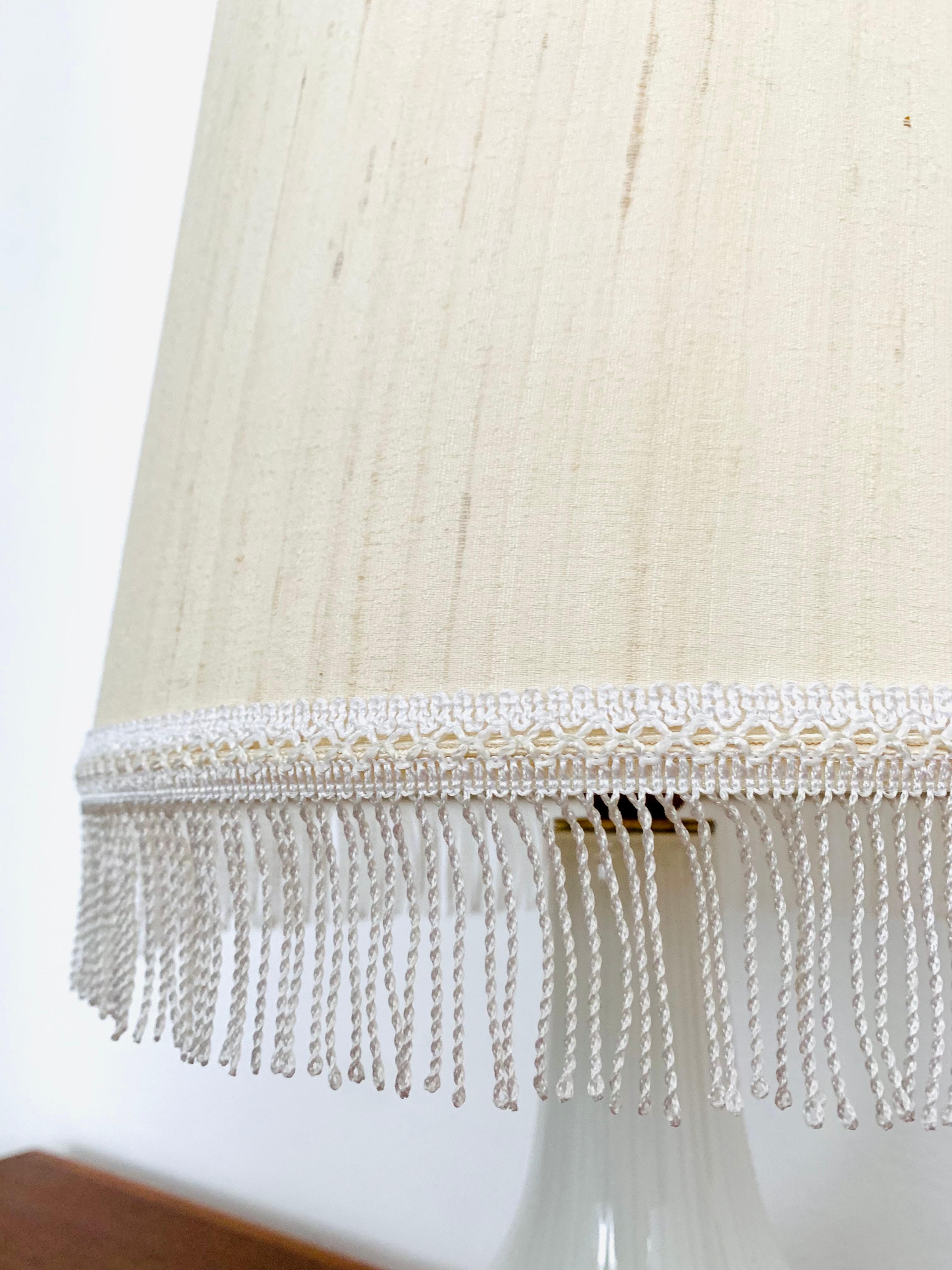 Porcelaine Lampe de table en porcelaine par Hutschenreuther en vente
