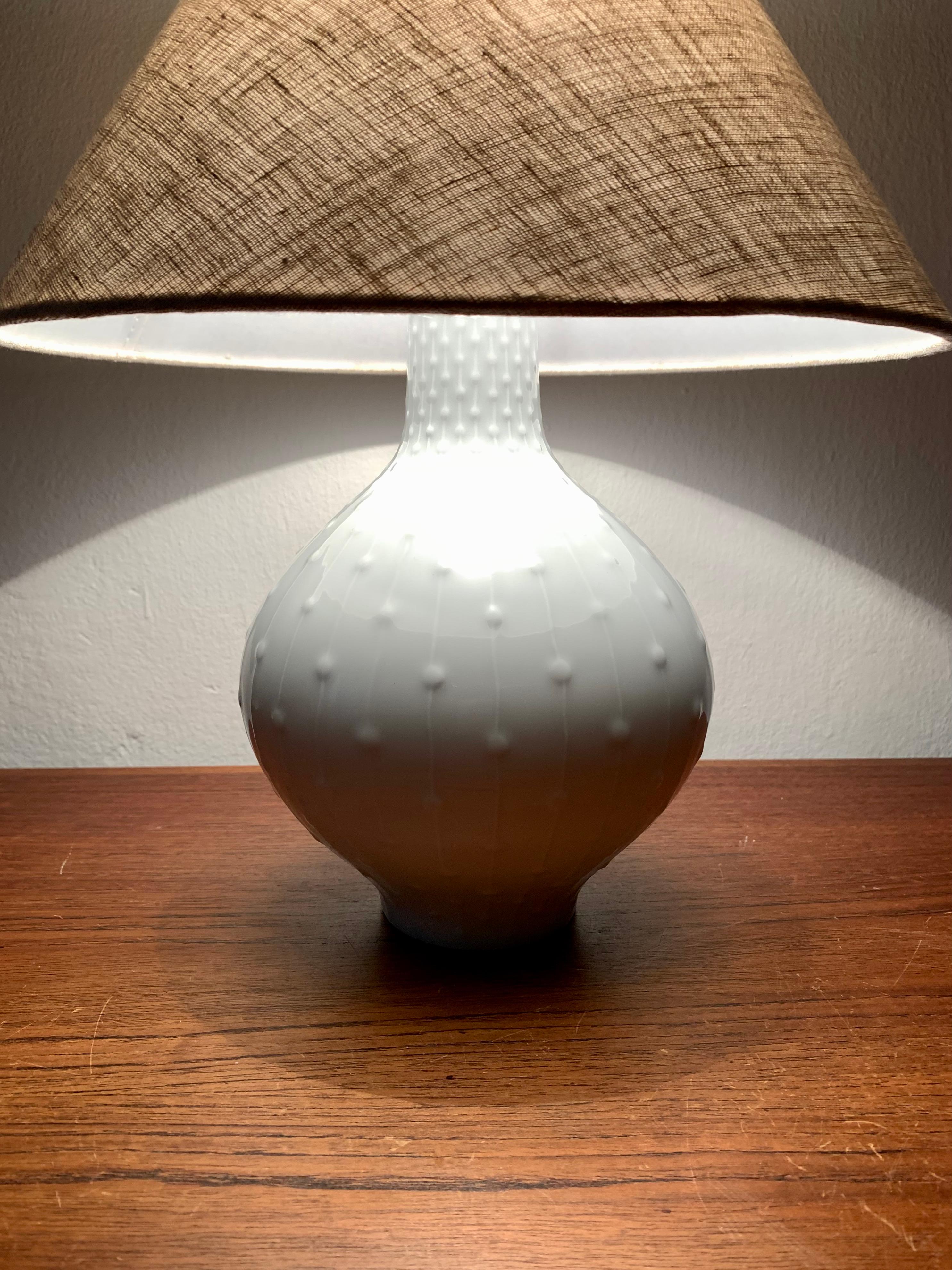 Porcelain Table Lamp by Hutschenreuther Kunstabteilung For Sale 5