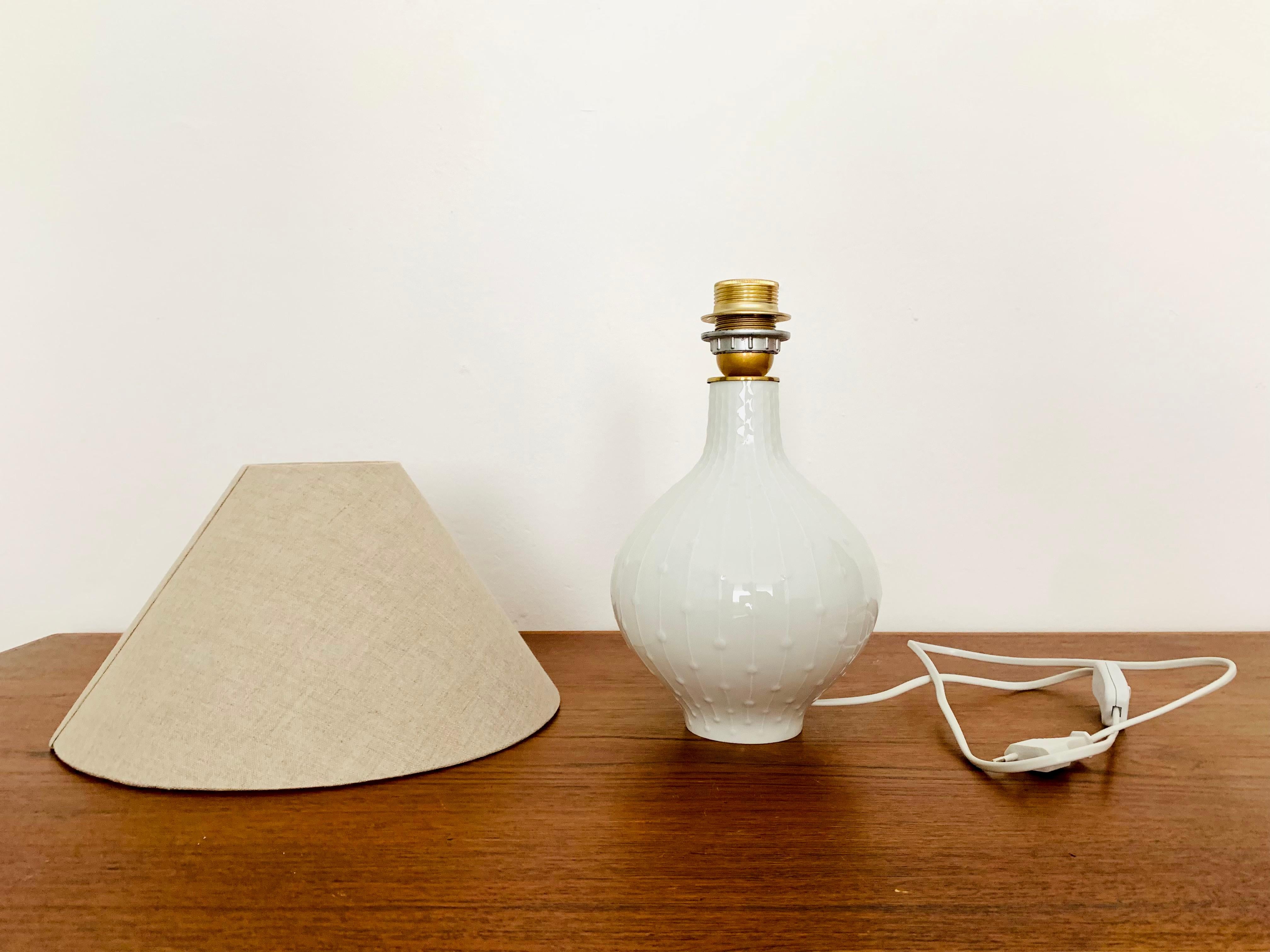 Porzellan-Tischlampe von Hutschenreuther Kunstabteilung im Angebot 5