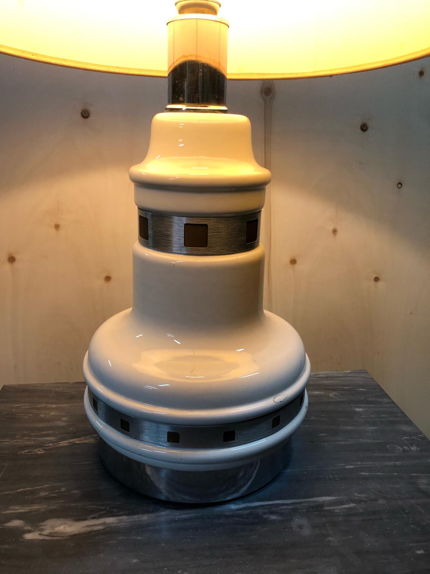 Late 20th Century Porcelain Table Lamp from 1970 with a Big Hat For Sale