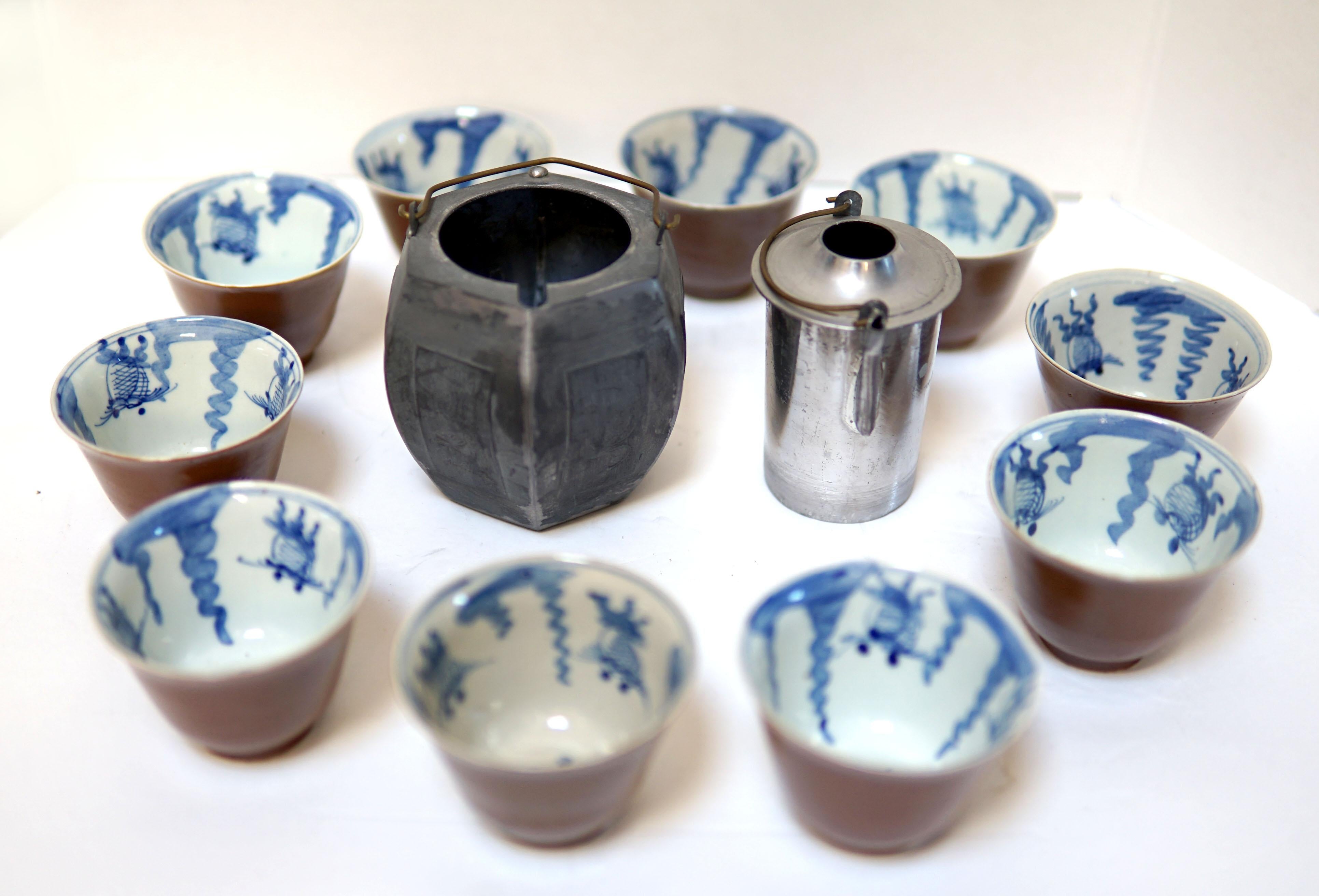 Porcelain Tea Bowls Vintage Blue and White with Japanese Silvered Hexagon Teapot For Sale 8