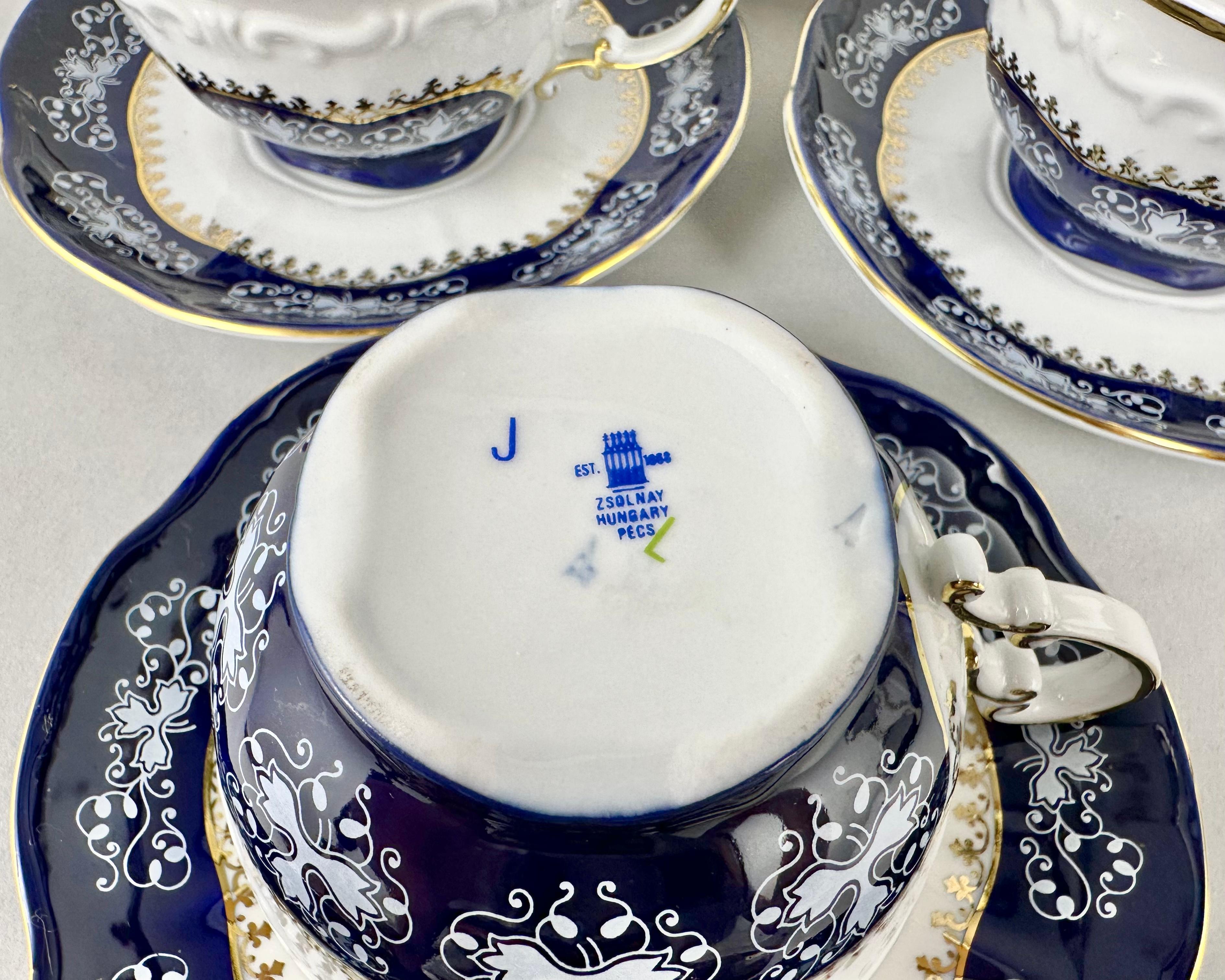 Service à thé en porcelaine de Zsolney Hongrie, années 1960 Excellent état - En vente à Bastogne, BE