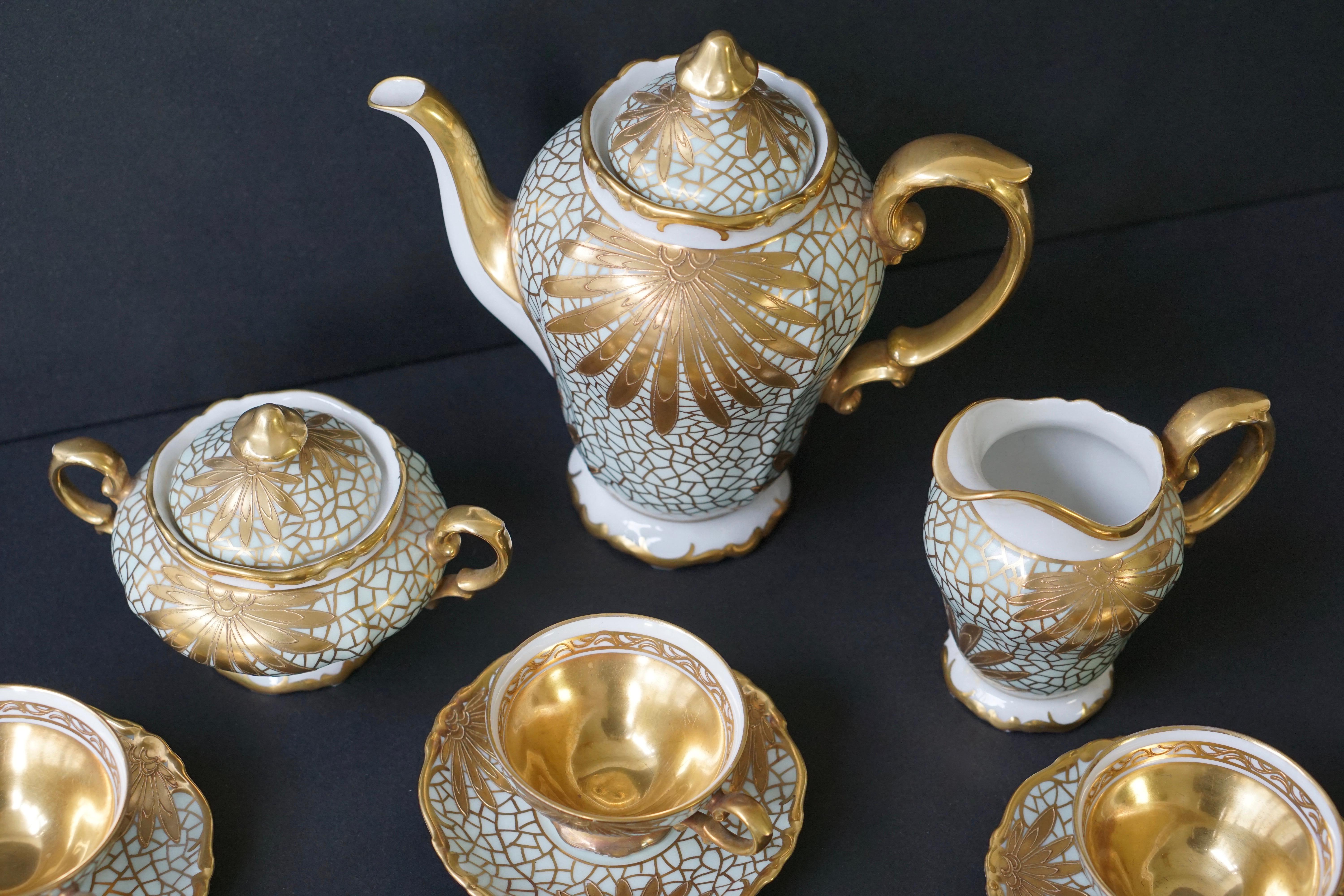 20th Century Porcelain Tea or Coffee Set for Heinrich Selb Bavaria Germany Gold/White