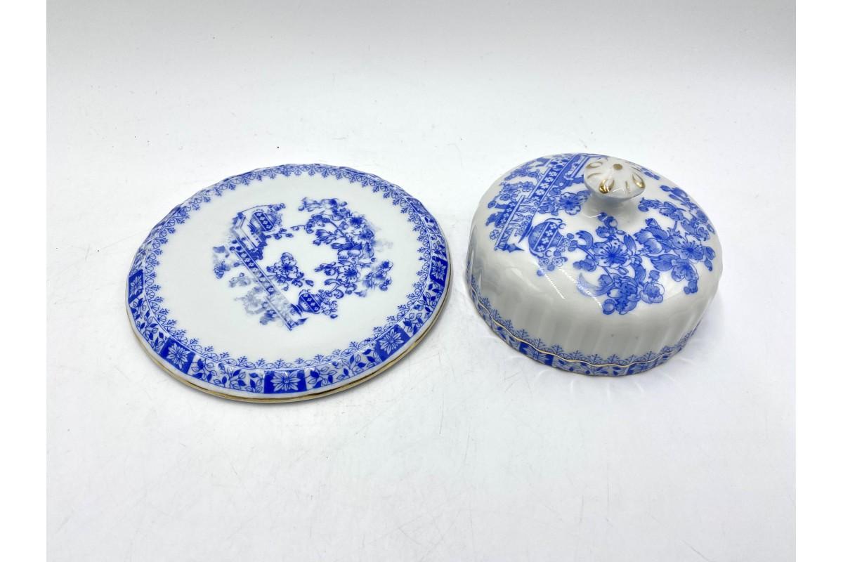 German Porcelain Tea or Coffee Set, Rosslau China Blau For Sale