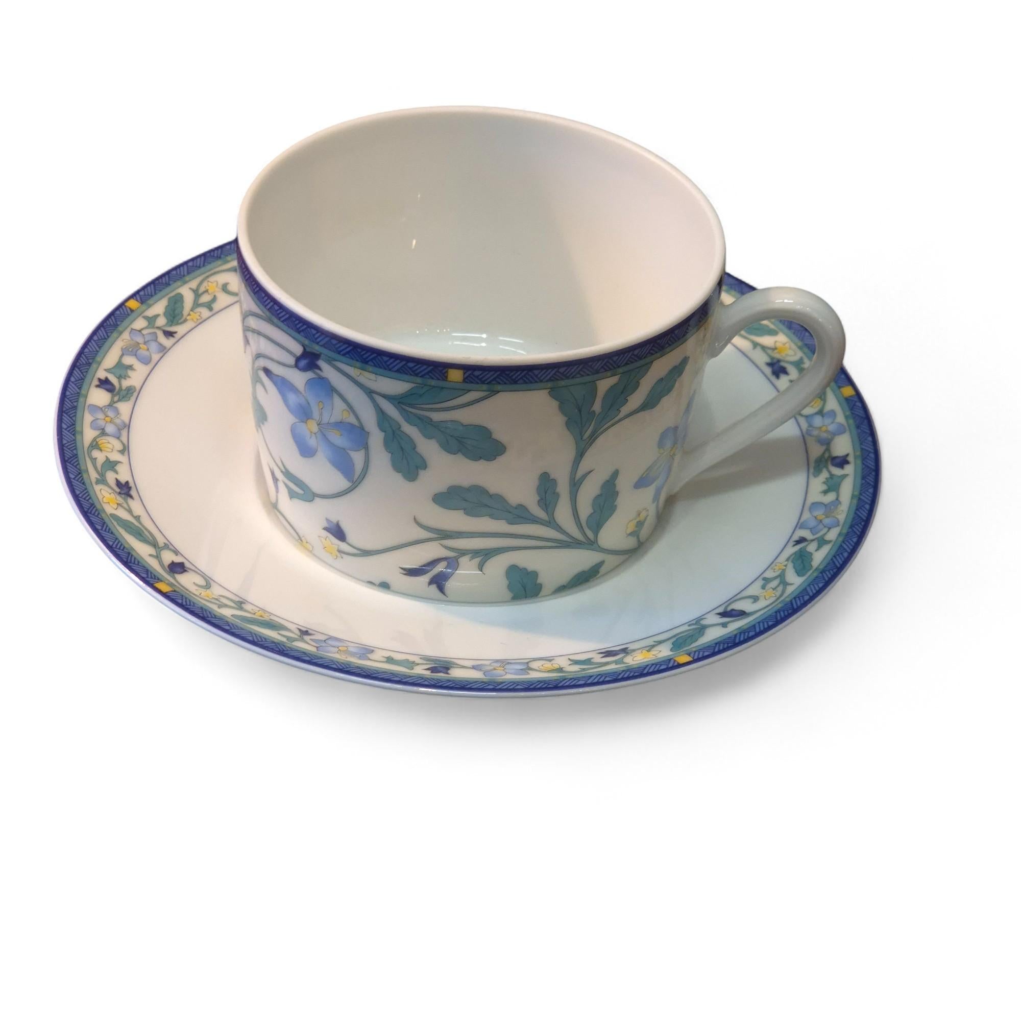 Porzellan Teeservice von Médard de Noblat Limoges Frankreich - Model Isabella (Französische Provence) im Angebot
