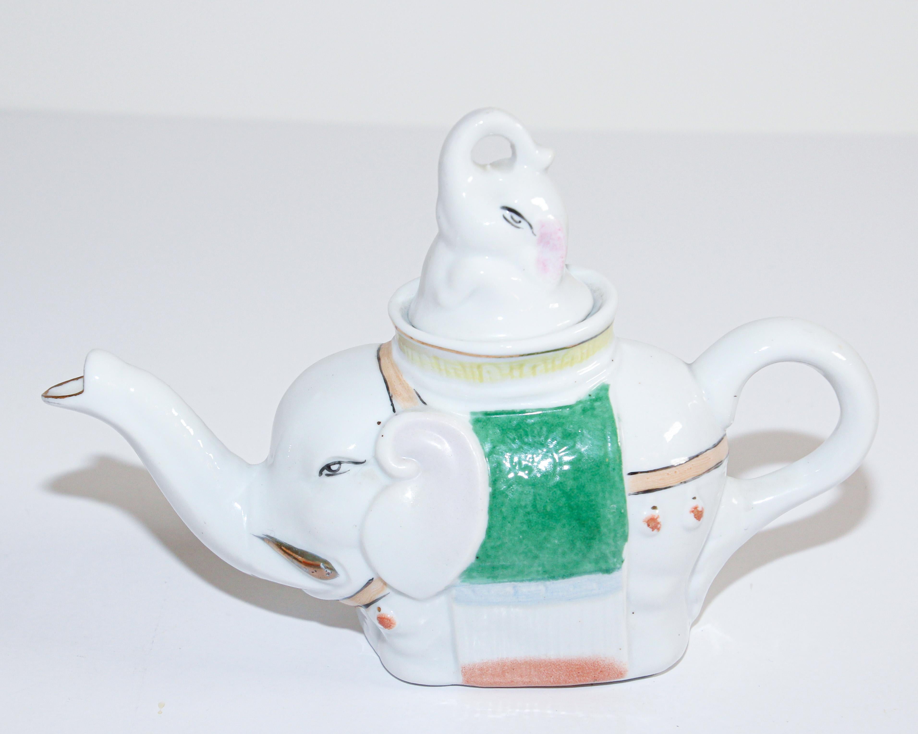 Chinese Porcelain Teapot in the Form of an Elephant