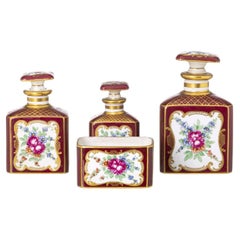 Porcelain - Three pots and box - Sevres