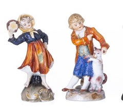 Porcelain - Three sculptures - 19th century