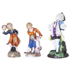 Porcelain - Three sculptures - 19th century