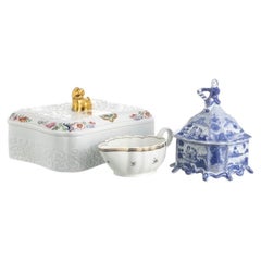 Porcelain - Tobacco box, coat of arms, and gravy boat.