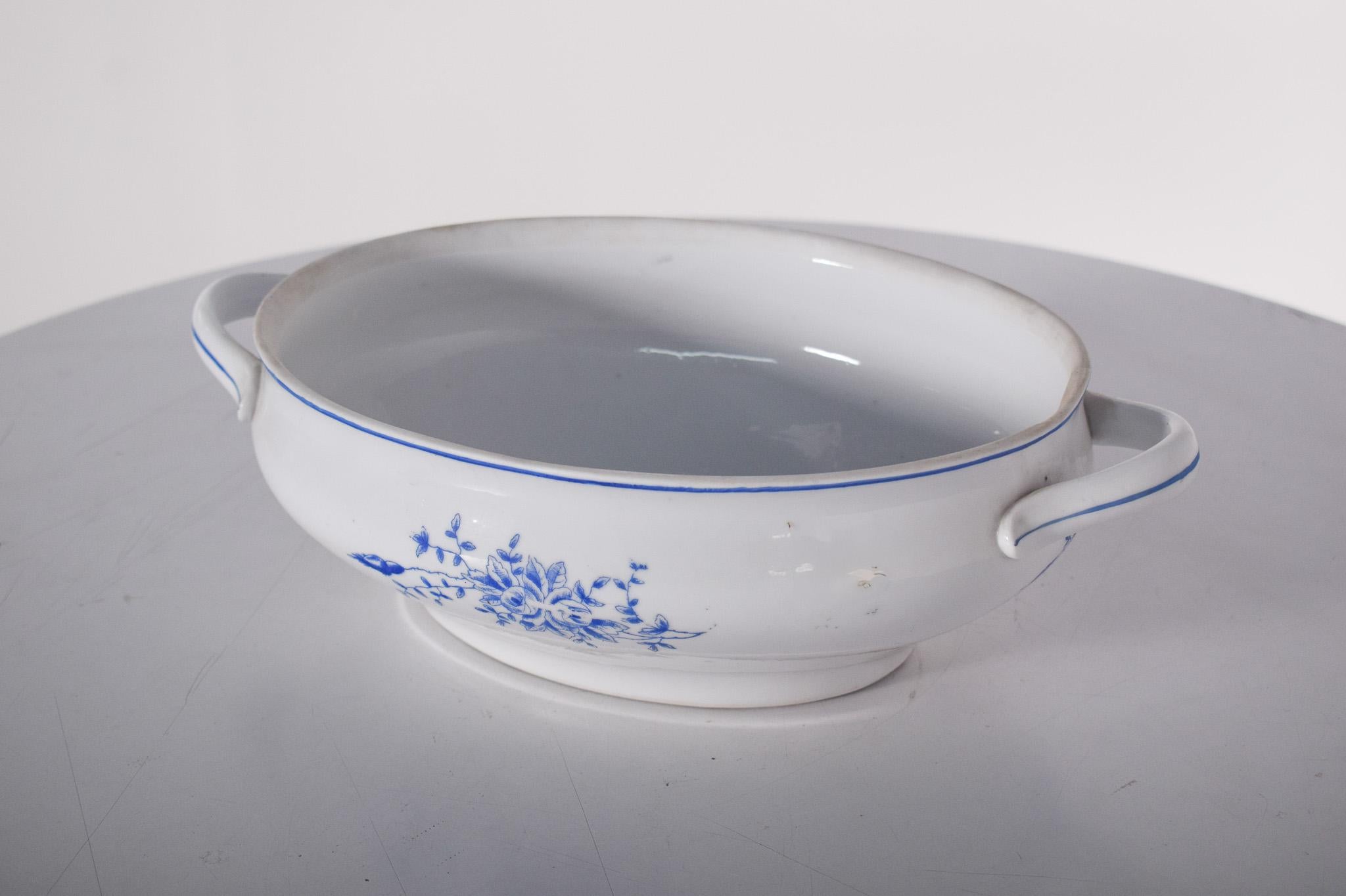 Soupière en porcelaine de Vista Alegre, Portugal État moyen - En vente à Lisboa, Lisboa