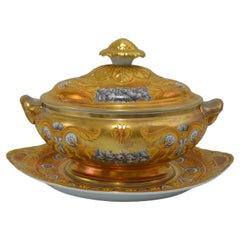 Retro Porcelain tureen with gold powder and hand painted, Vista Alegre