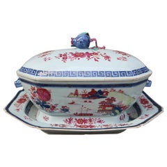 Porcelain Tureen with Tray, Quianlong, China, 18th Century