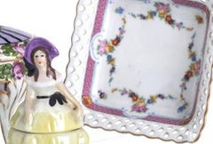 Porcelain - Two boxes and a small dish - 19th century