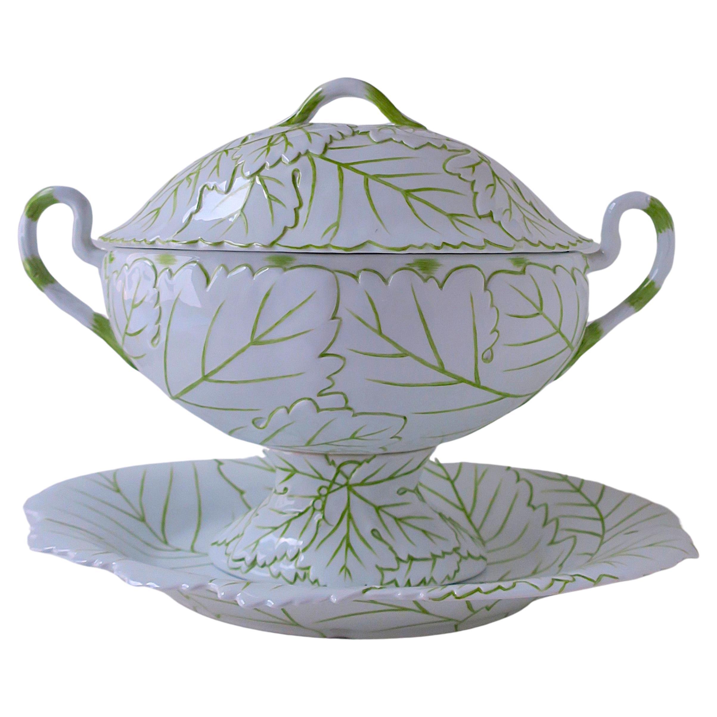 Porcelain Urn Centerpiece Leaf Design For Sale