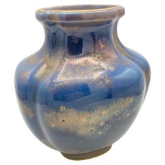 Vase en porcelaine de la Manufacture Nationale de Sèvres