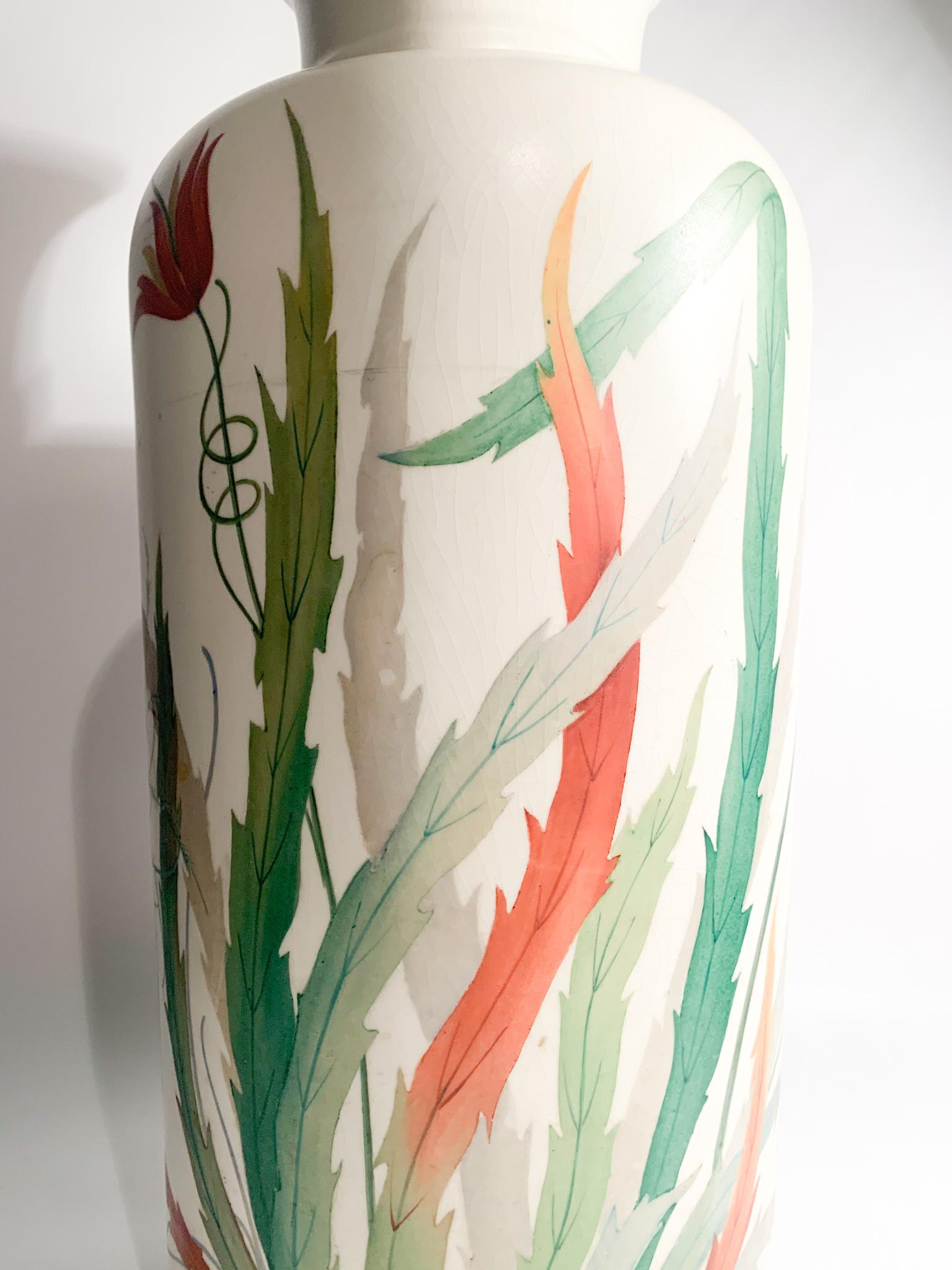 Porcelain Vase by Richard Ginori Hand Painted from the 1920s For Sale 8