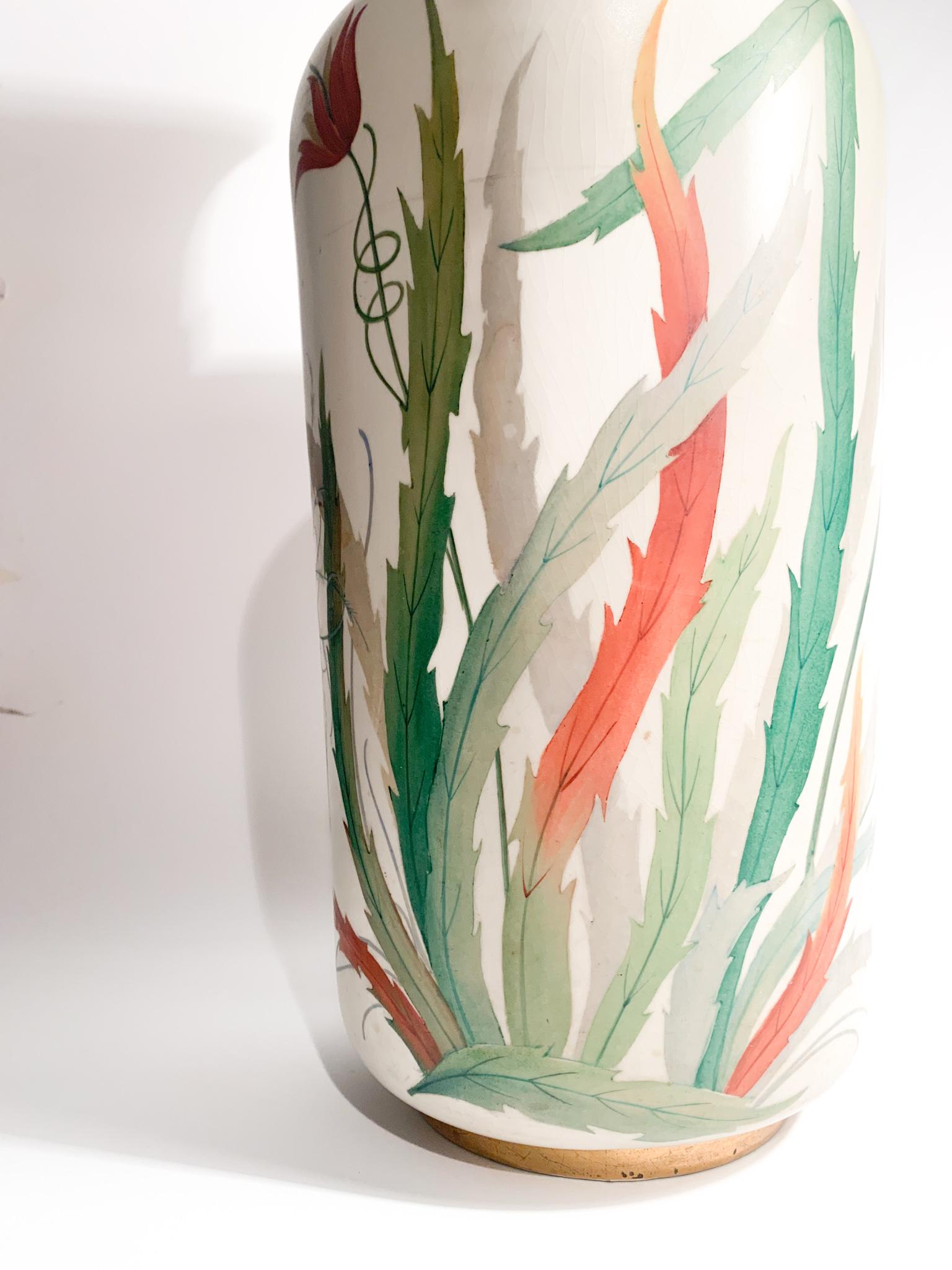 Porcelain Vase by Richard Ginori Hand Painted from the 1920s For Sale 3