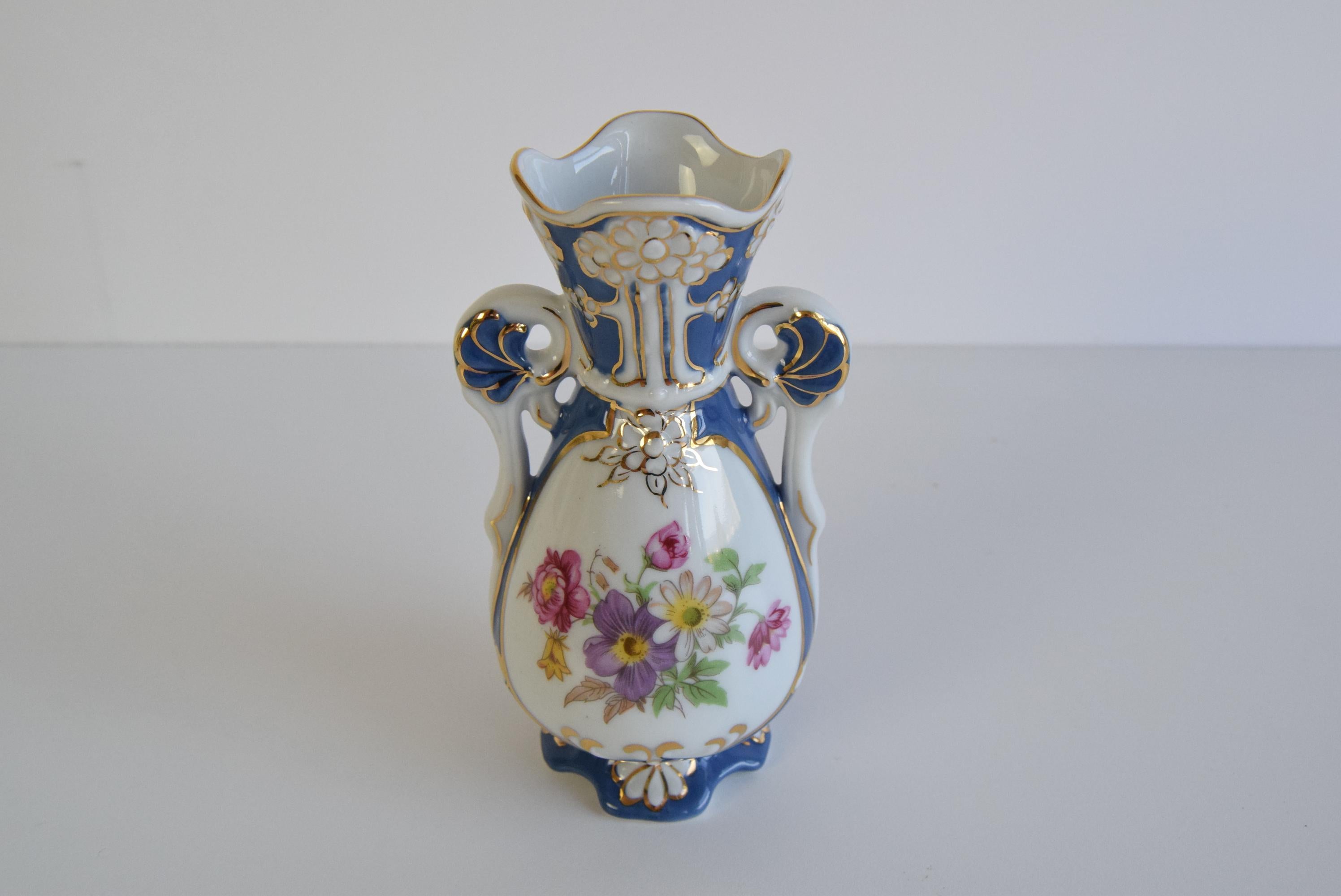 Mid-Century moderno Vaso in porcellana di Royal Dux, anni '60. in vendita
