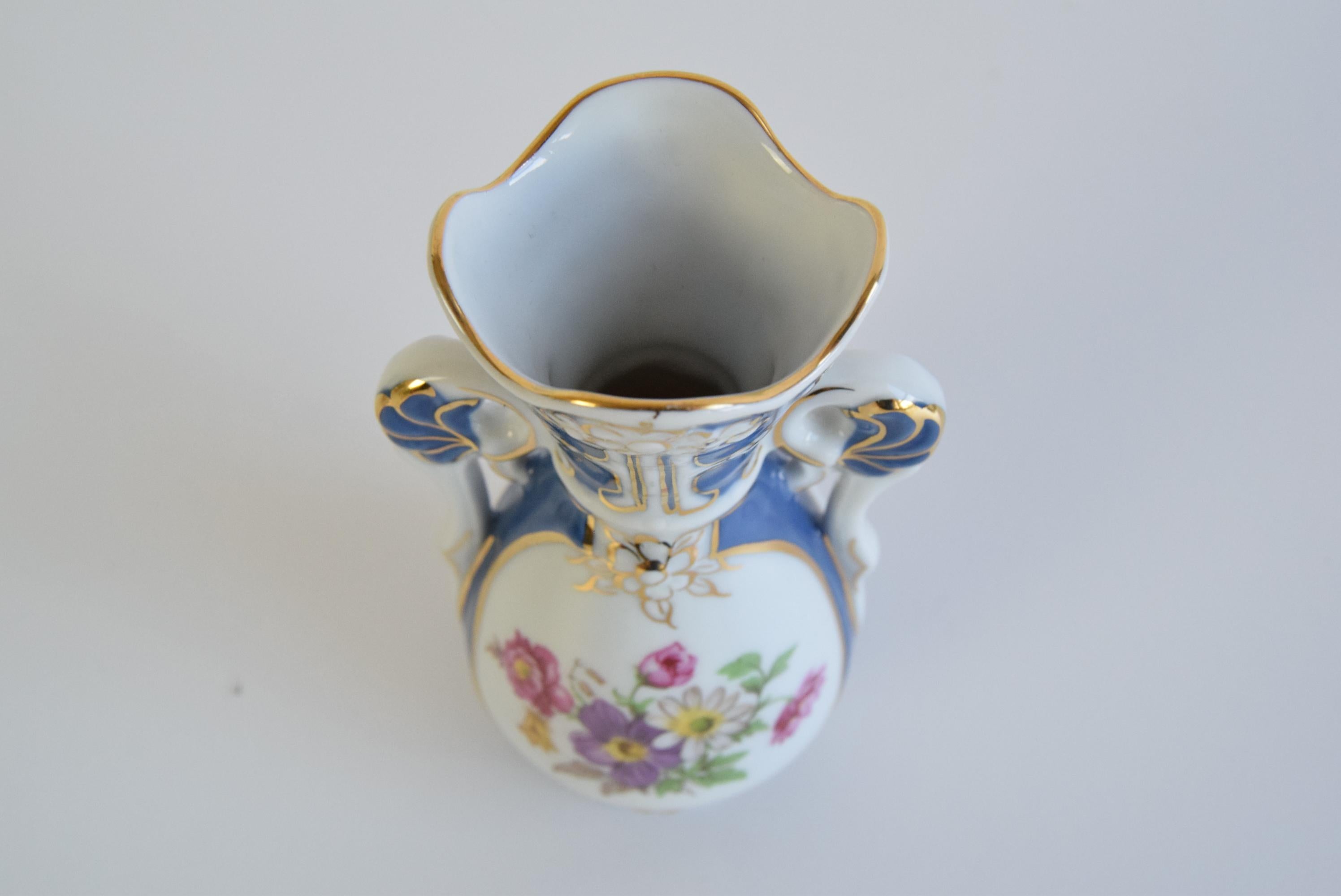 Vaso in porcellana di Royal Dux, anni '60. in vendita 1