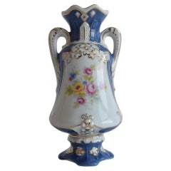 Jarrón de porcelana de Royal Dux, década de 1960.