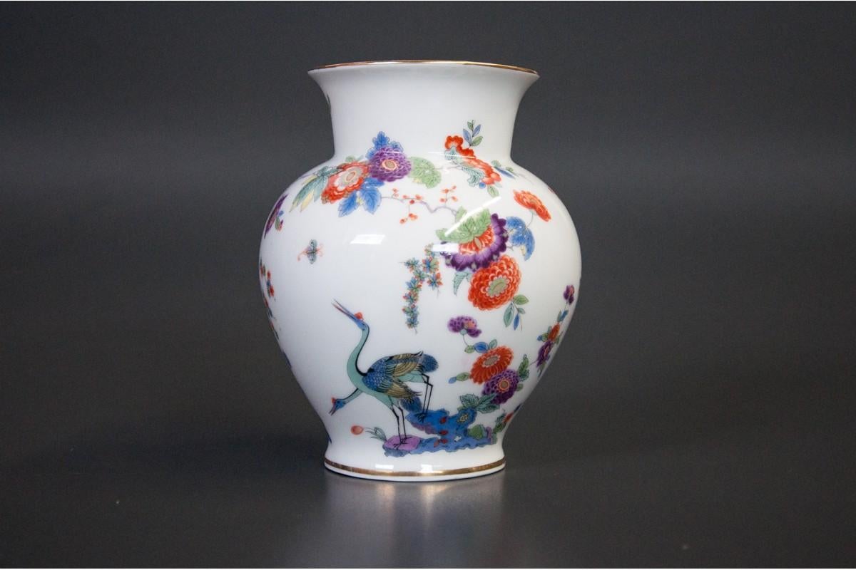 Porcelain vase by Thomas Bavaria, Germany.
  
