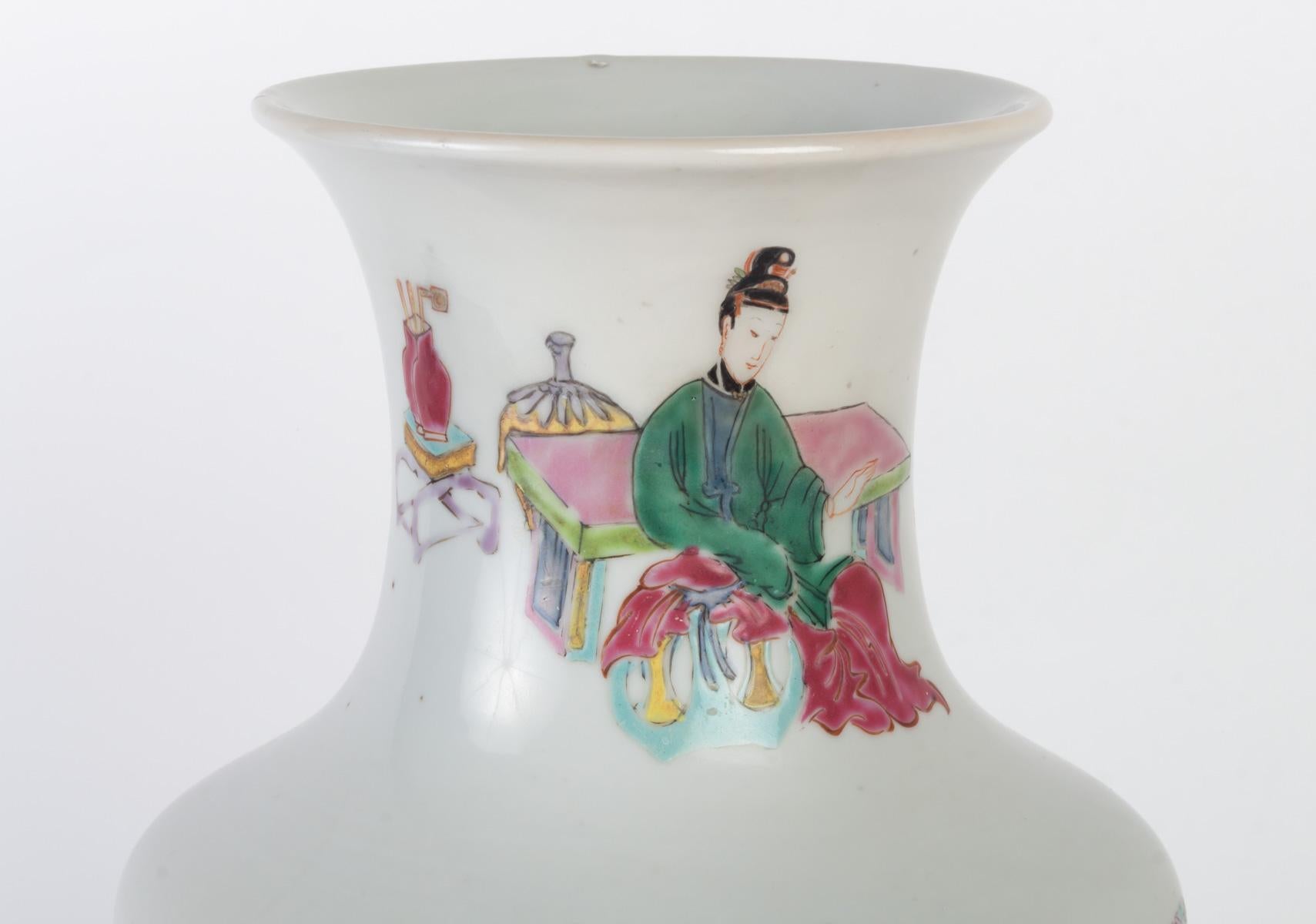Porcelain vase, China, 18th century, pink family
Measures: H 41cm, D 17cm.