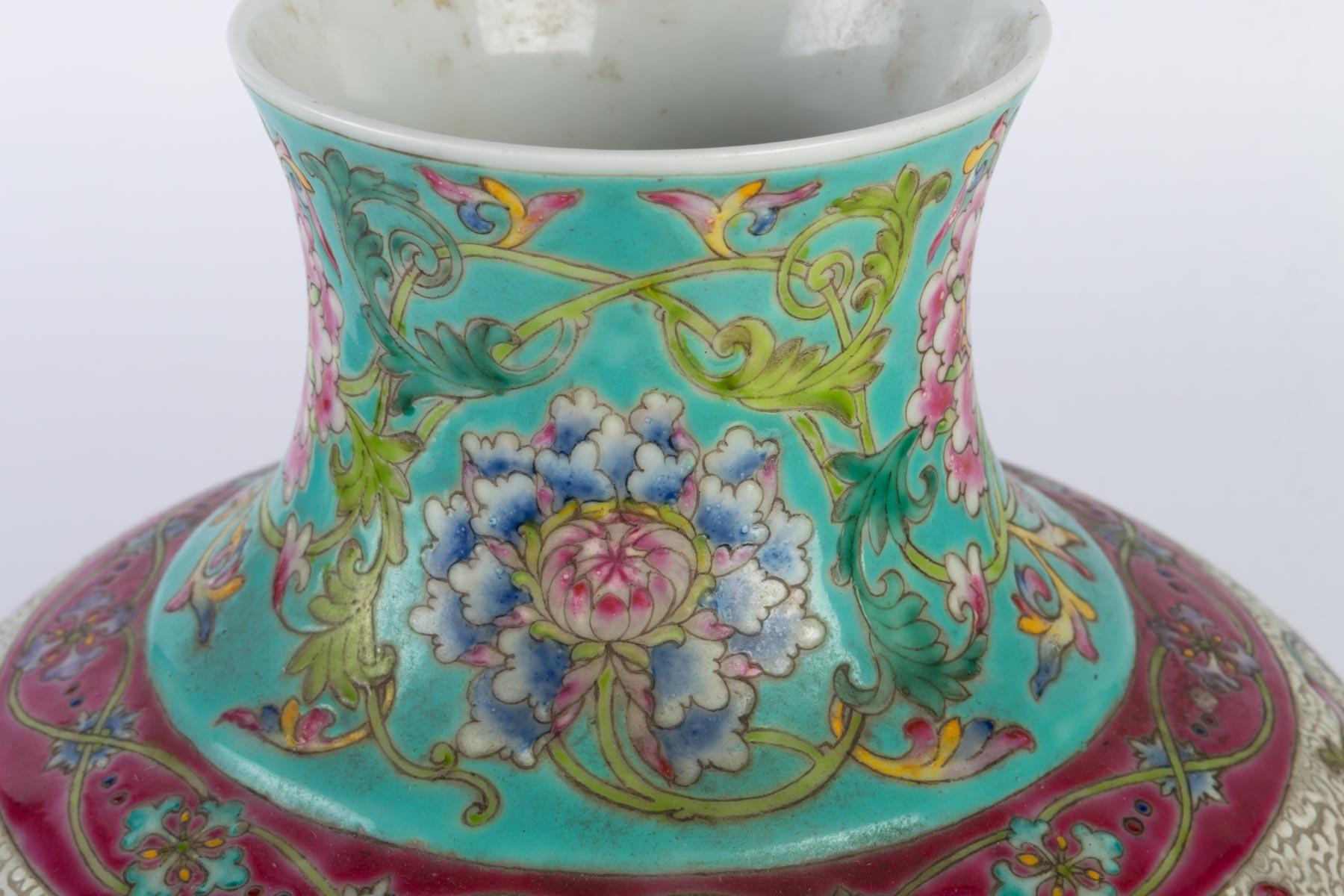 Porcelain Vase Decorated with Floral Scrolls 2